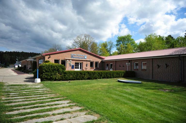 Gasthaus Zum Seestern Hotel Ravensbruck Kültér fotó